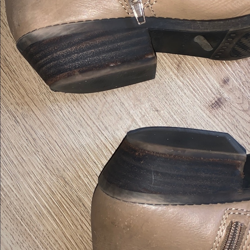 Lucky Brand Tan Booties - Picture 7 of 8